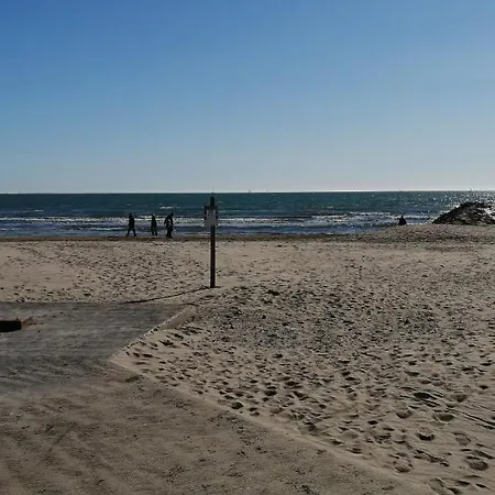 Διαμέρισμα Grau Du Roi T2 Calme, Acces + Parking *