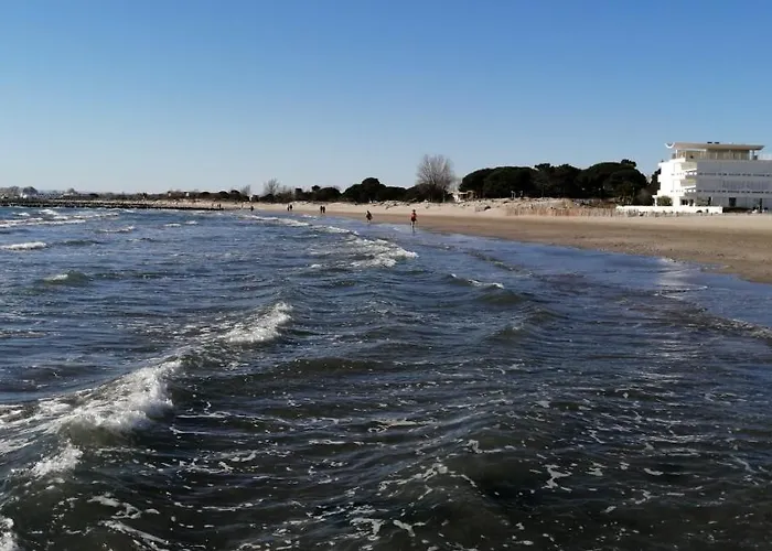 Grau Du Roi T2 Calme, Acces + Parking