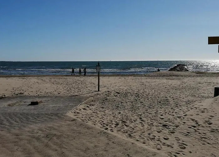 아파트 Grau Du Roi T2 Calme, Acces + Parking *